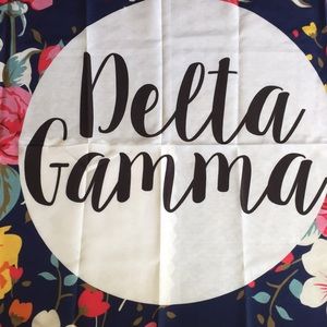Delta Gamma floral flag